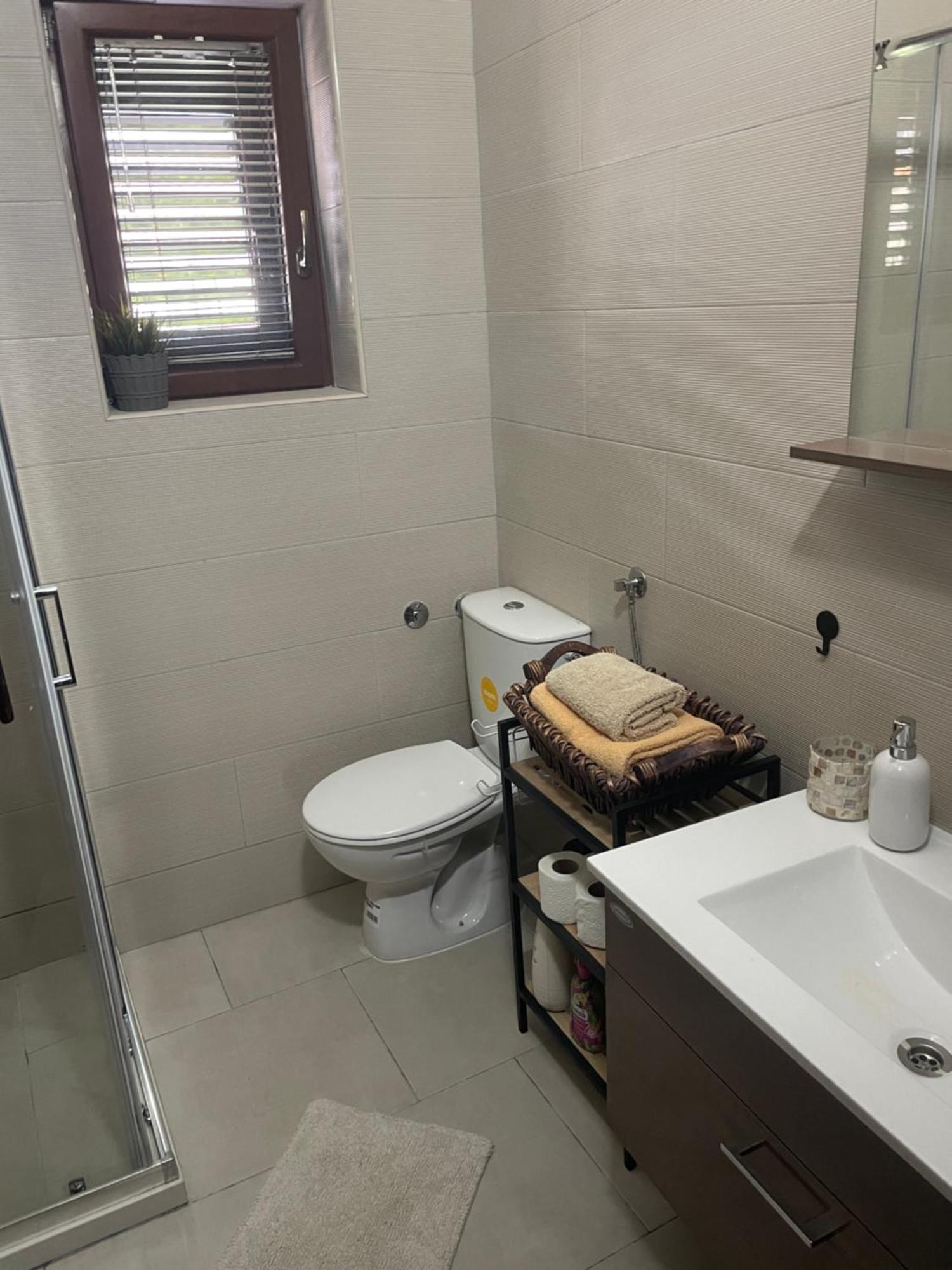 Apartment Damjan Котор Екстериор снимка