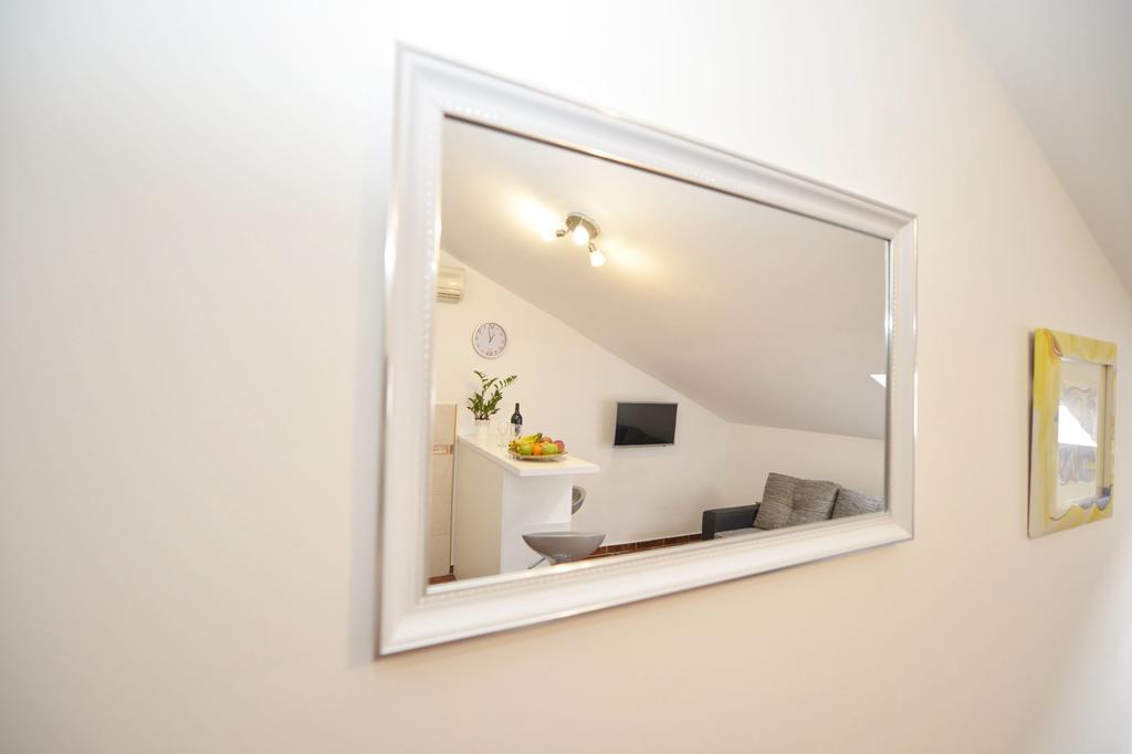Apartment Damjan Котор Екстериор снимка