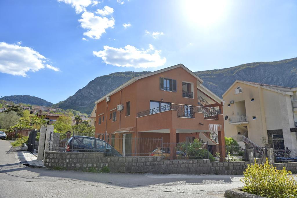 Apartment Damjan Котор Екстериор снимка